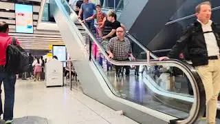 Heathrow Airport (Terminal 5) - London