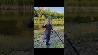 Юный рыбак