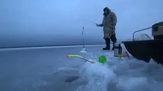 Рыбалка на корюшку в Комарово. Без корюшки.