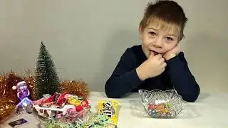 Открываем новогодние подарки