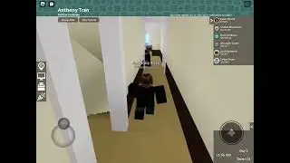 Playing Executive Orders Roblox for the first time