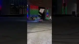 Когда приехал в торговый центр, и не можешь определится с парковочным местом😂 