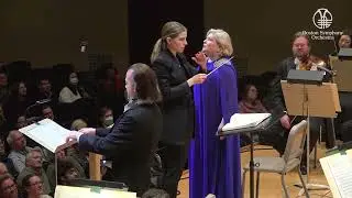 Karina Canellakis conducts Bartók's 