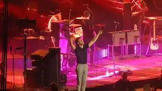 Niall Horan: Slow Hands (Brussels 30/04/18)