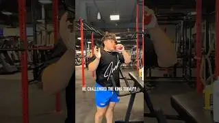 Powerlifter vs Bodybuilder Lift off 💪🏾💪🏾💪🏾 Who do you think wins?
