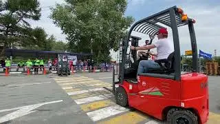 Вальс на погрузчиках Heli. Живая сталь 8