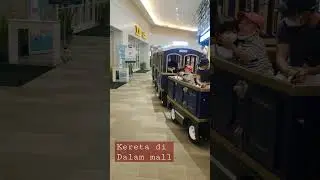 KERETA DI DALAM MALL