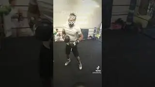 POV boxing sparring. What’s your favourite counter to aggressive opponents? 