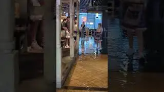 Потоп в Galileo (обвалился потолок в "Васильках")