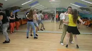 Бачата с Виталием Гудименко, средняя группа, Breeze Dance