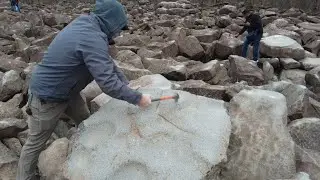 THE MYSTERIOUS RINGING ROCKS