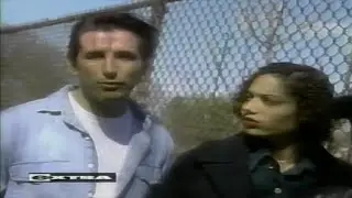Extra With William Baldwin
