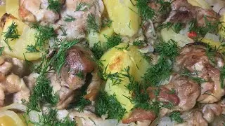 Как приготовить запеченную картошку с куриным мясом - лучший рецепт