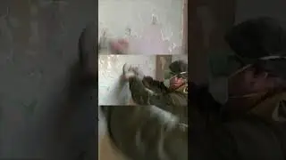 Подготовка стен в хрущевке, очистка стен от старой краски #shorts