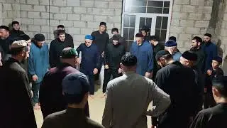 2 зикар Хадзиев