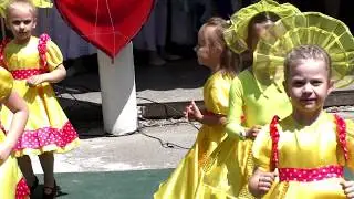 г Черноморск  Танцевальный коллектив ,,СИЯНИЕ,,