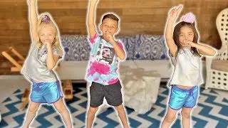 WE CAN'T BELIEVE WE CAUGHT EVERLEIGH'S CRUSH DOING THIS...