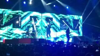 Twenty-one pilot in Moscow Lane Boy