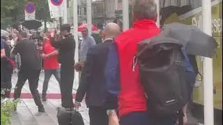 Manchester United team bus arrives in Trondheim for first 24/25 pre-season friendly