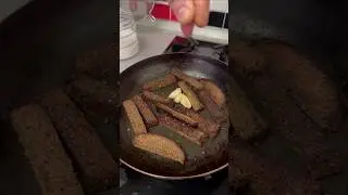 Croutons in the 90s vs now 🍞🔥