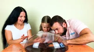 СЛАЙМ ЧЕЛЛЕНДЖ! НАДУЛИ САМЫЙ ОГРОМНЫЙ ПУЗЫРЬ ИЗ СЛИЗИ!