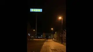 Кроссдрессер гуляет в оброзе по городу Уфа