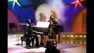 IRIS CHACON Y JUNNO FARIA   TOTAL ECLIPSE OF THE HEART