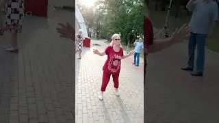 Танцы кому заа. Саранске. 3 июня   2024 год. у ней сын весь изранненый СВО.