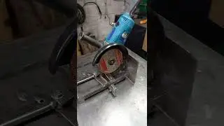 Новая стойка для болгарки готова.