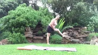 Stretching program and advice for back pain and leg pain