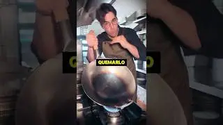 ⚠️ DON'T COOK IN A WOK WITHOUT SEALING IT FIRST! Not even an egg… 