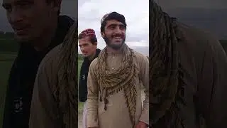 Lustiger Afghane aufm Fahrrad