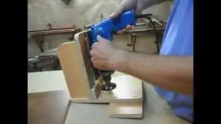 Самодельное сверлильноприсадочное приспособление. Hinge cup drilling jig.