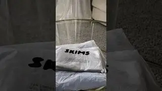 Skims Unboxing 🩵 #blackgirlaesthetic #skimshaul #skimsreview #collectivehaul #blackvloggers #skims