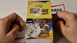 Pokémon Evolving Skies Half Booster Box Opening!