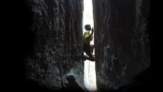 Chimney of Horrors | Yosemite Higher Spire Free, Part 1 (VR180)