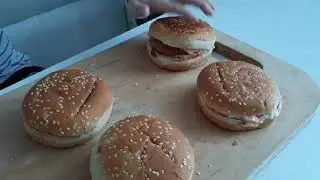 готовим бургеры😝