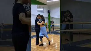 Когда упал и сделал вид, что не упал. Аргентинское танго. #bogdantango #tango #богдантанго #танго