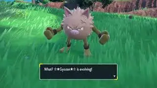My shiny Mankey and Girafarig evolved in Pokemon Scarlet