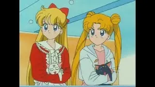 Sailor Venus and Sailor Moon In Sync