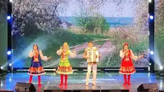 Белоснежная вишня.