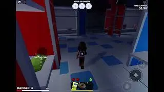 playing panic on roblox 💀