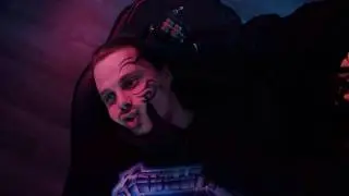 Mouhous - Frendi (Virallinen musiikkivideo)