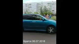 Кришнаиты в  Братске.