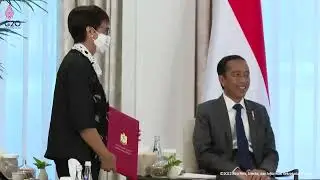 Pertemuan Presiden Jokowi dengan Presiden MBZ di Istana Al Shatie, Abu Dhabi. #jokowi #shorts