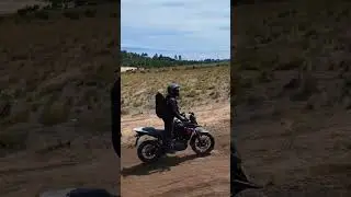 #Suzuki Suzuki V-Strom SX250 2023