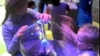 VID_20151121_161928.3gp