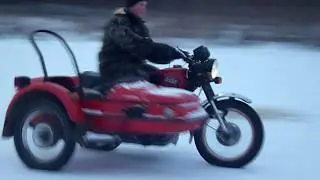 Иж планета 5. Красная бестия. По полям и озерам