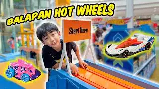 Hot Wheels Race at the Mall - Kyo's World