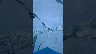Атомный ледокол «Сибирь» идет навстречу льдам. Видео: Слава Степанов #арктика